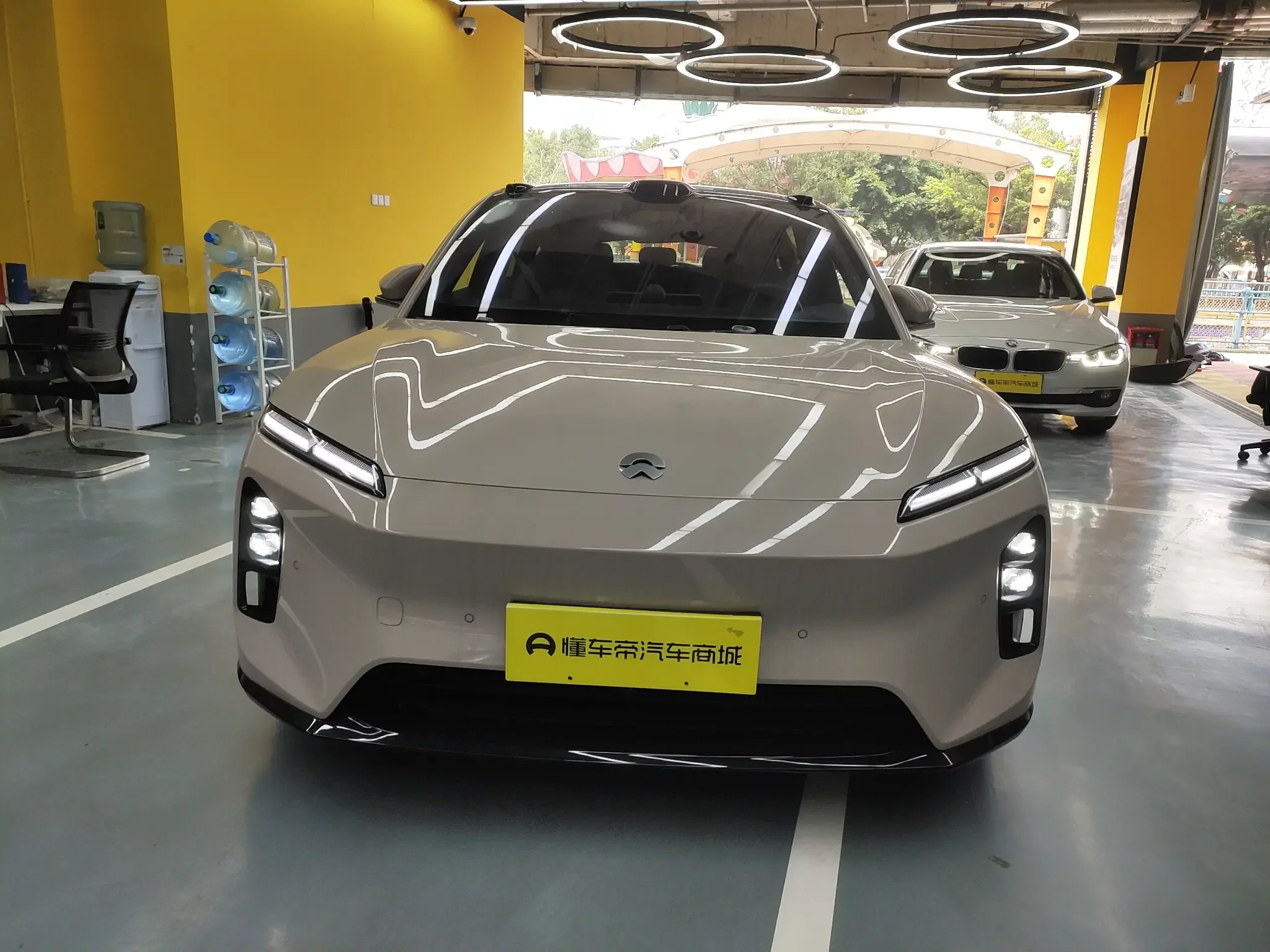 NIO ET5T