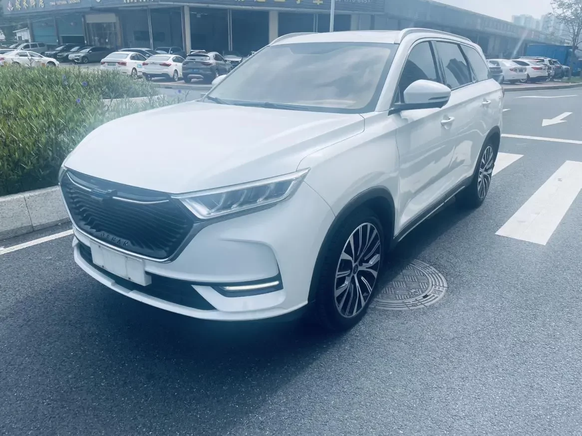Oshan Changan Auchan X7