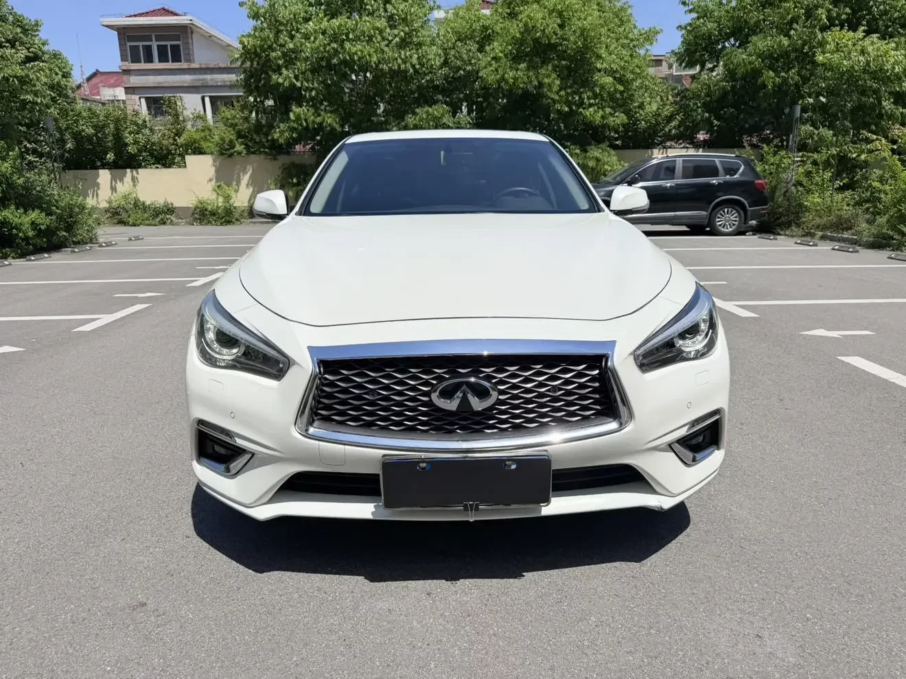 Infiniti Q50L