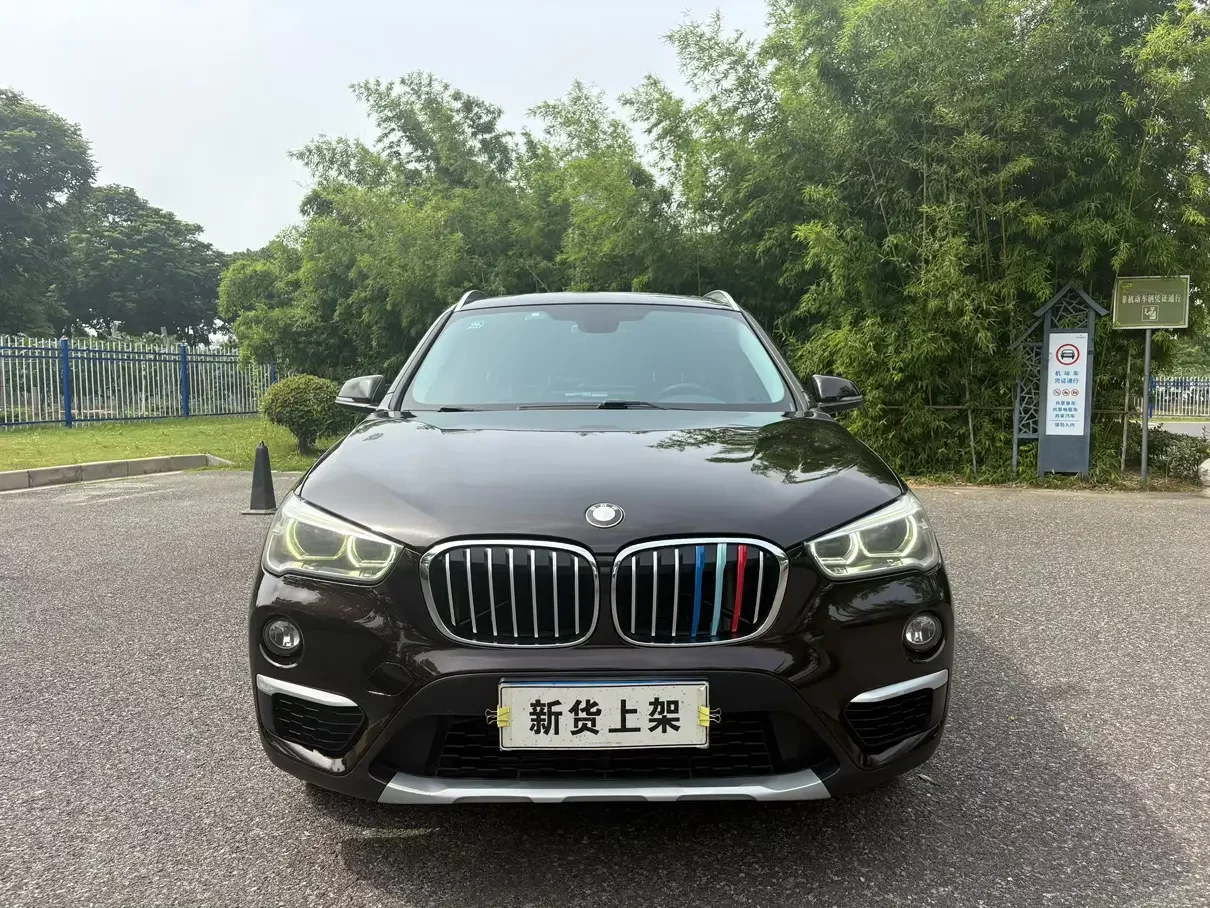 BMW X1  из Китая