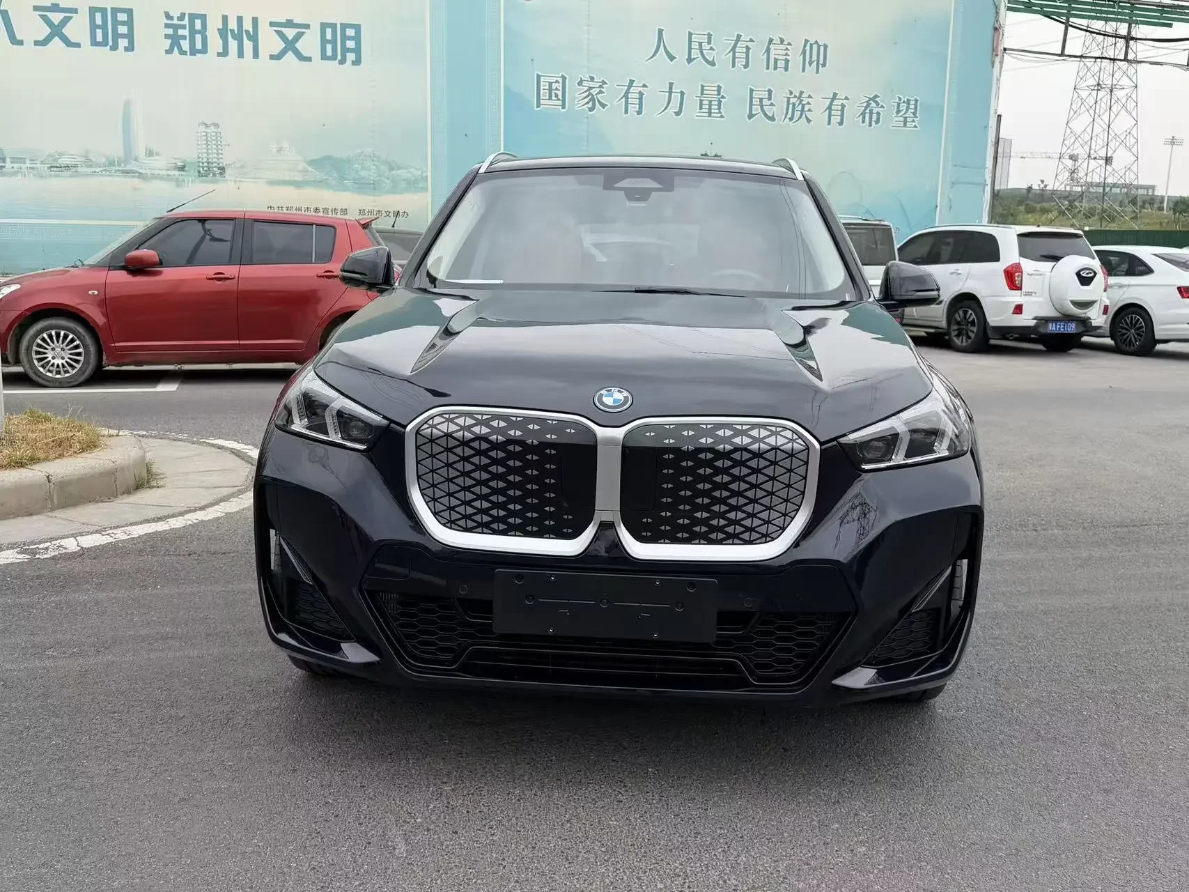 BMW iX1