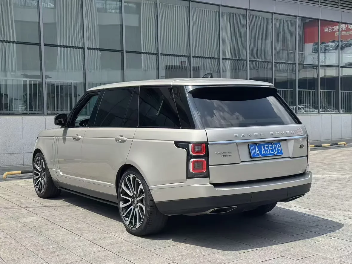 Land Rover range rover