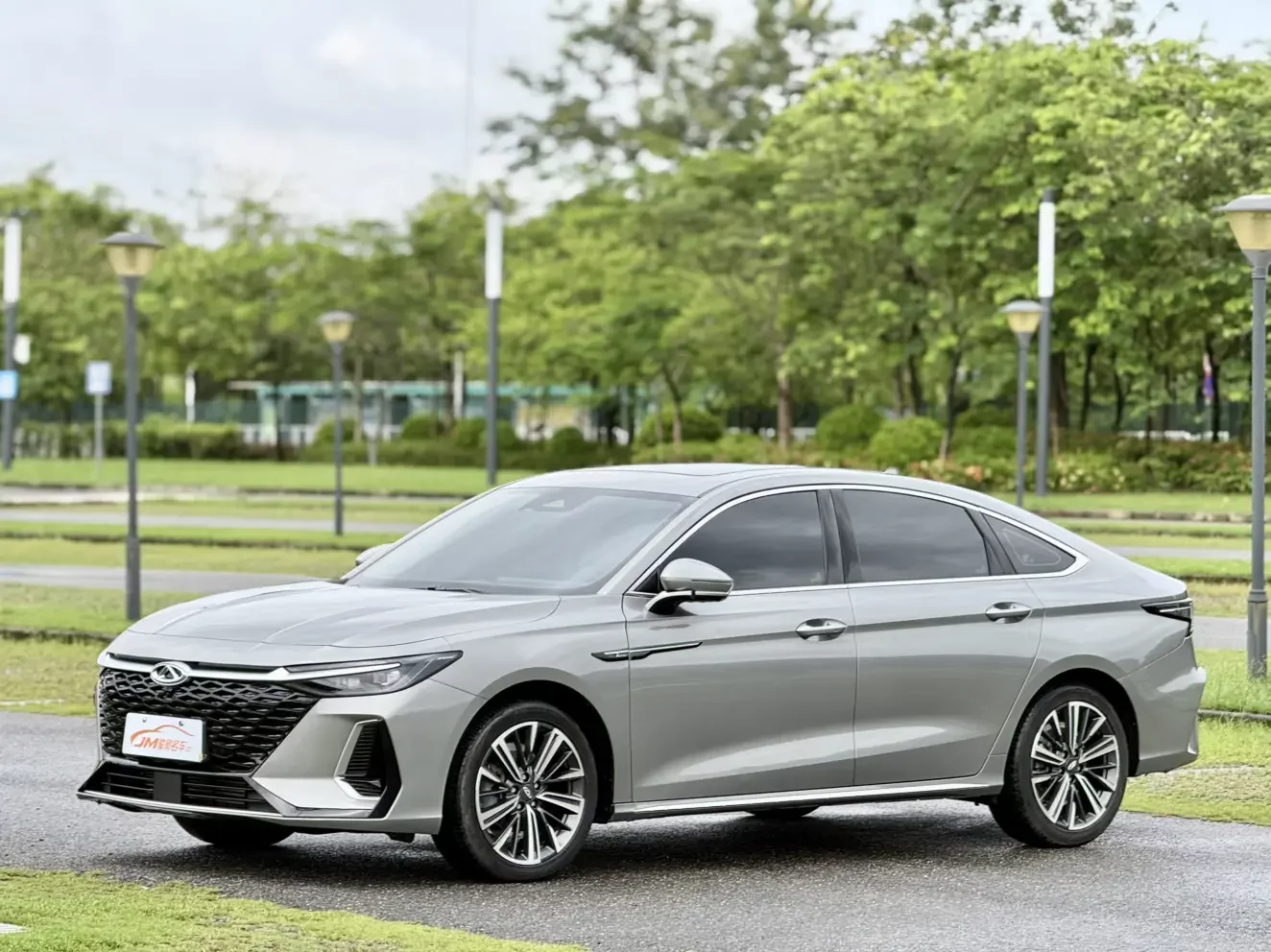 Chery Arrizo 8