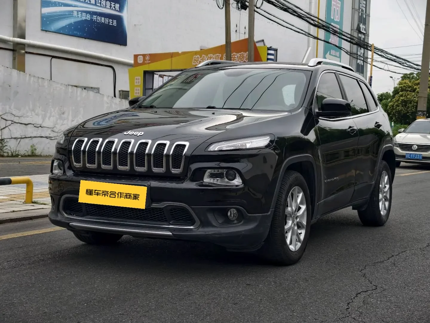 Jeep Cherokee  из Китая