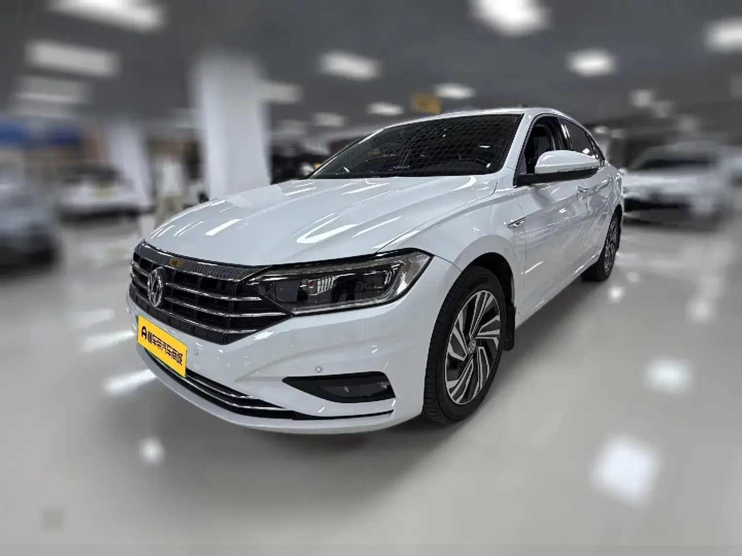Volkswagen Sagitar