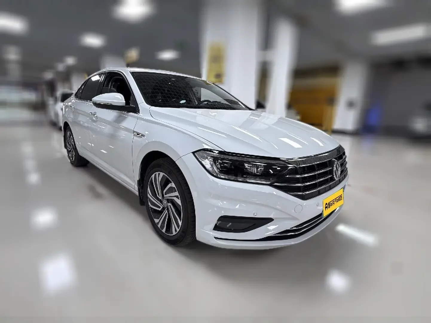 Volkswagen Sagitar