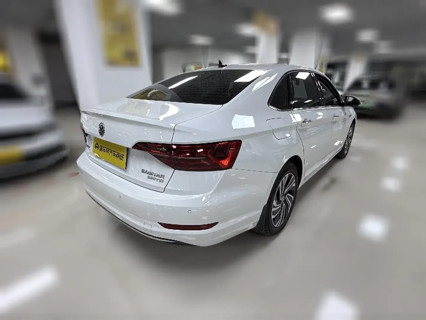 Volkswagen Sagitar