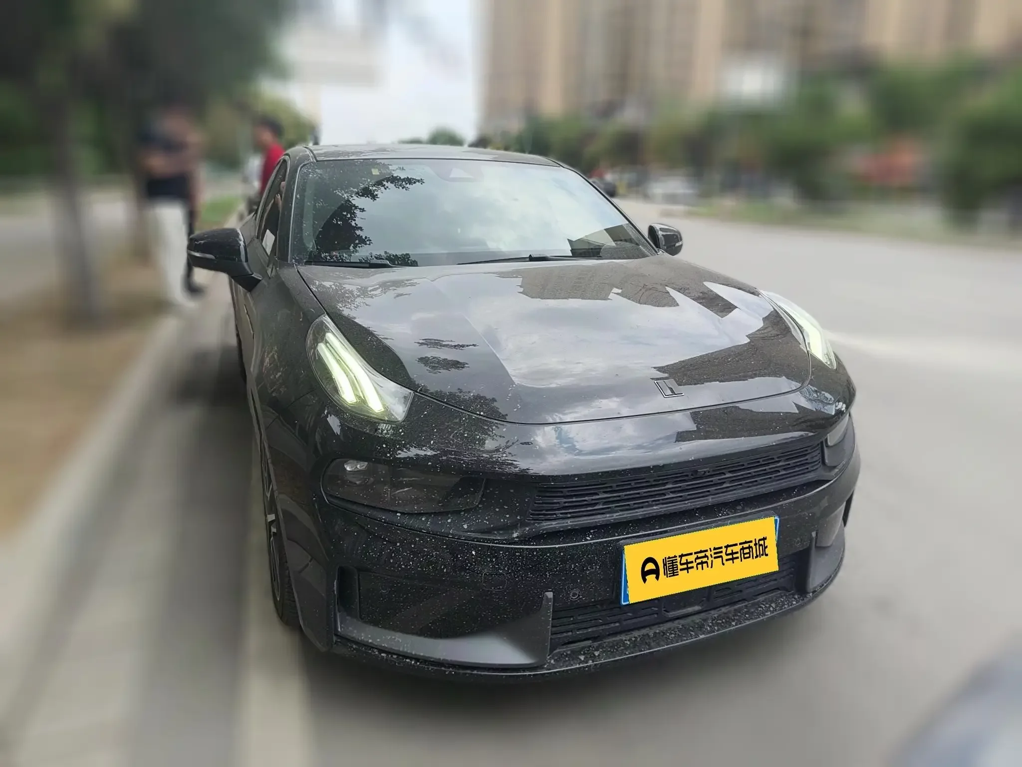Lynk & Co 03