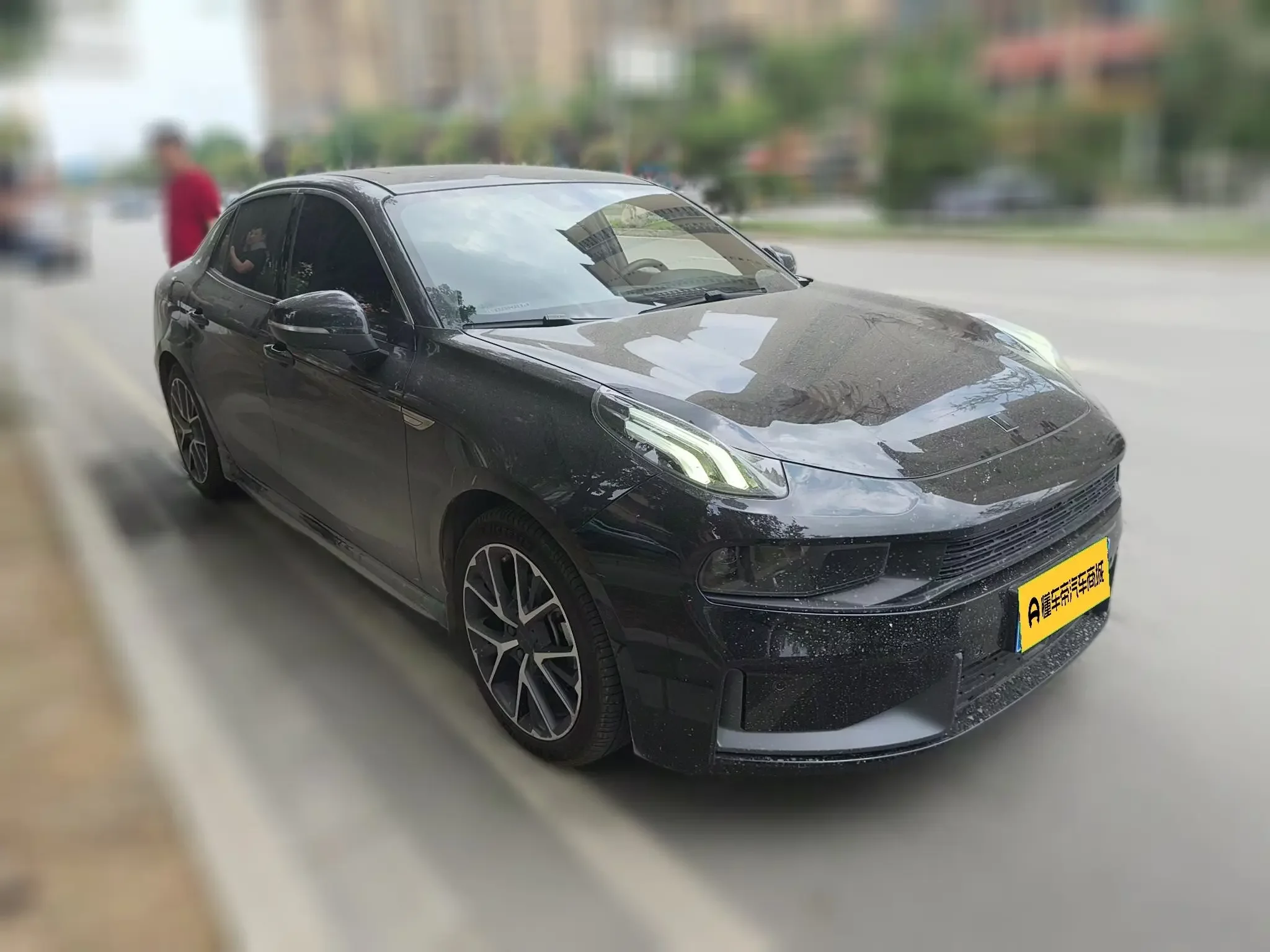 Lynk & Co 03