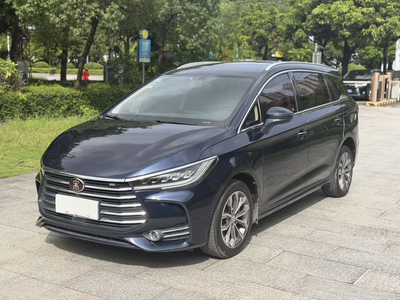 BYD Song MAX