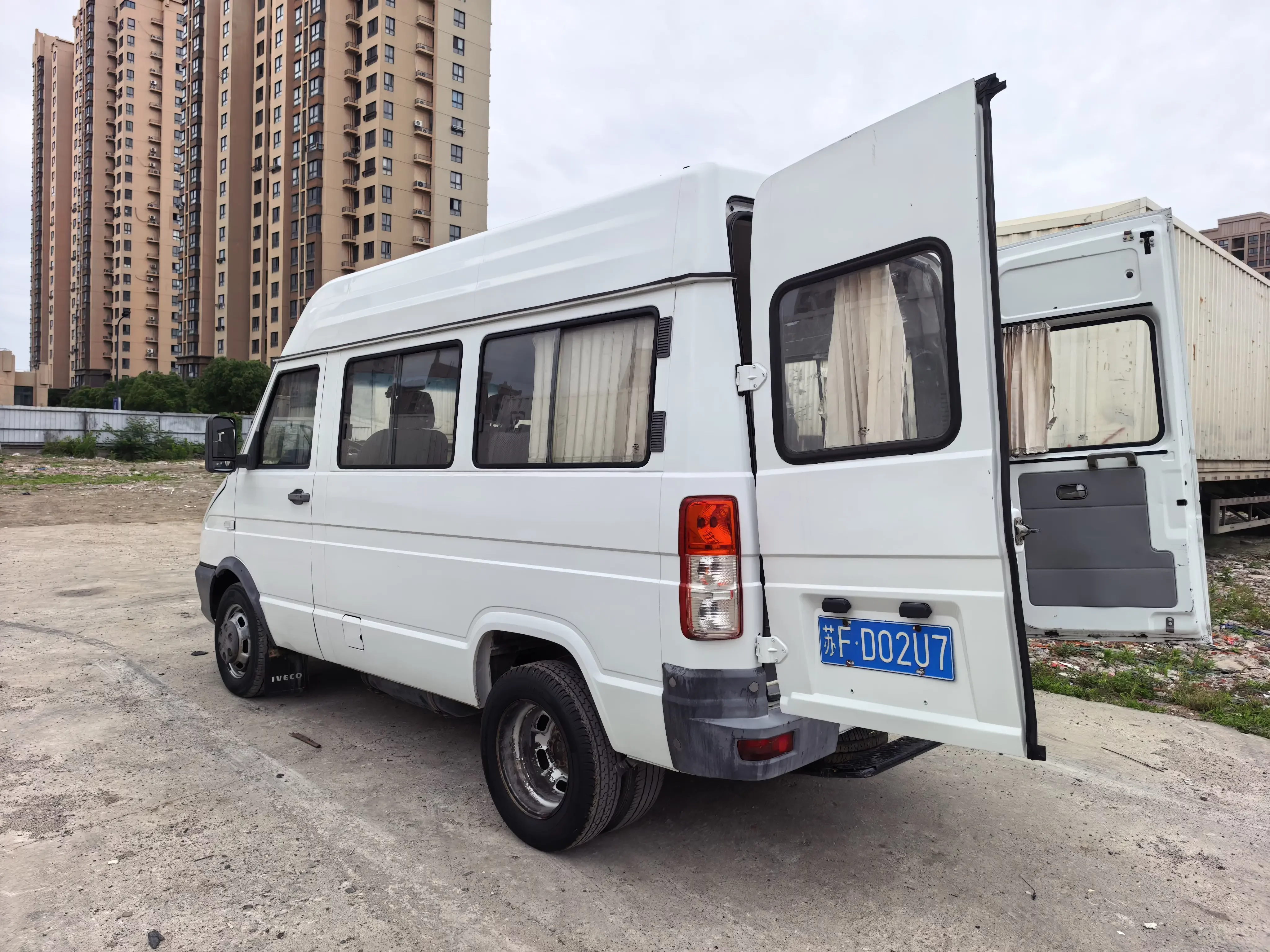 Iveco proud