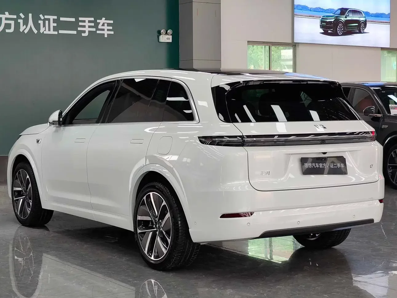 Lixiang L7