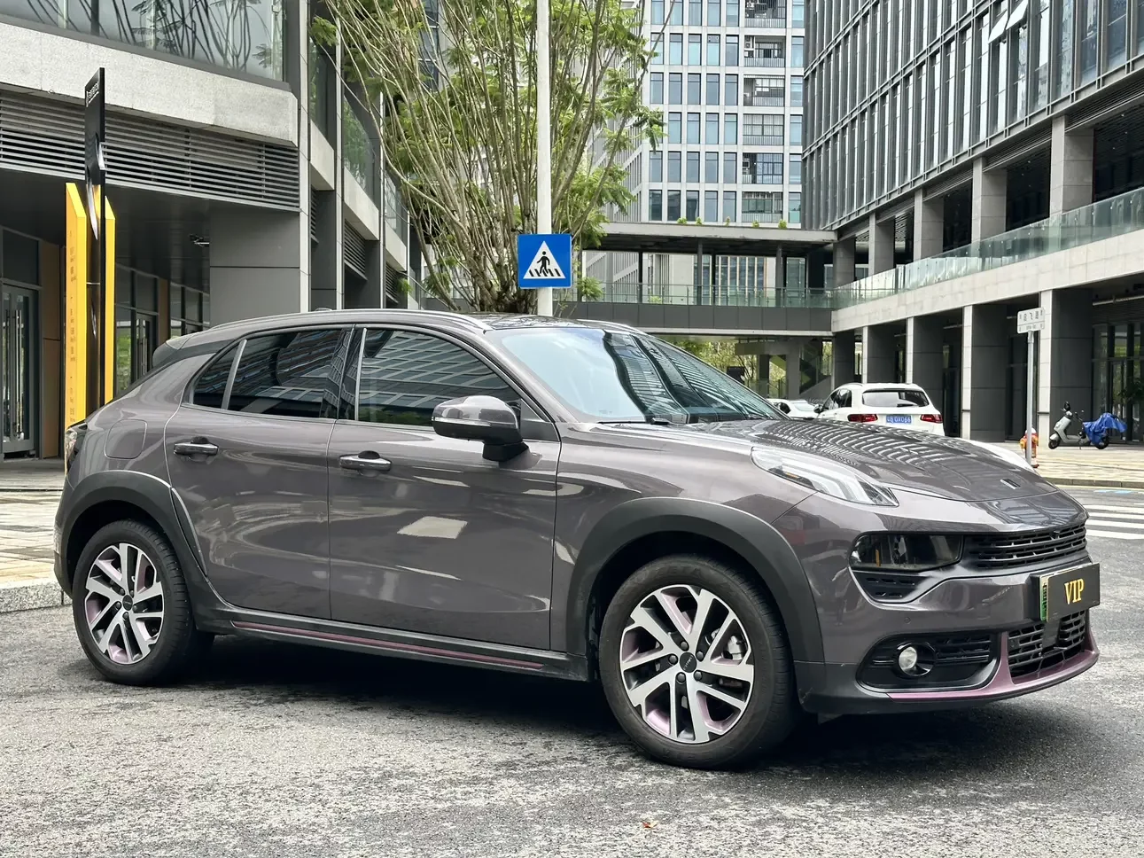 Lynk & Co 02 PHEV