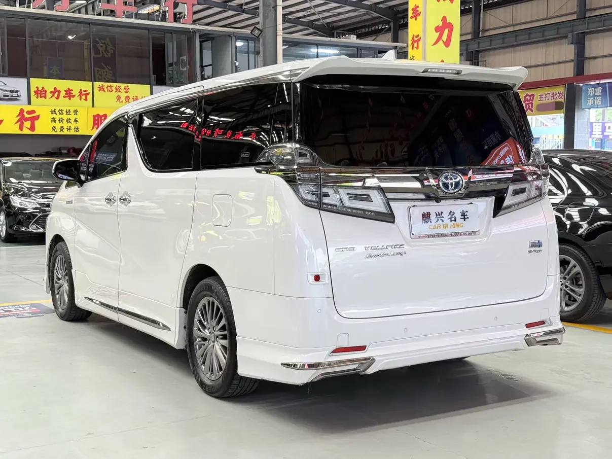 Toyota Crown Wellfire
