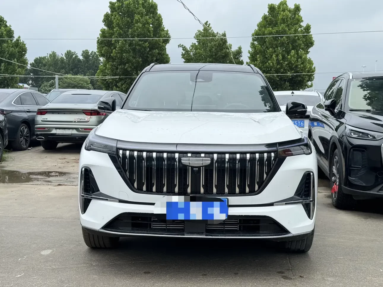 Geely Atlas L