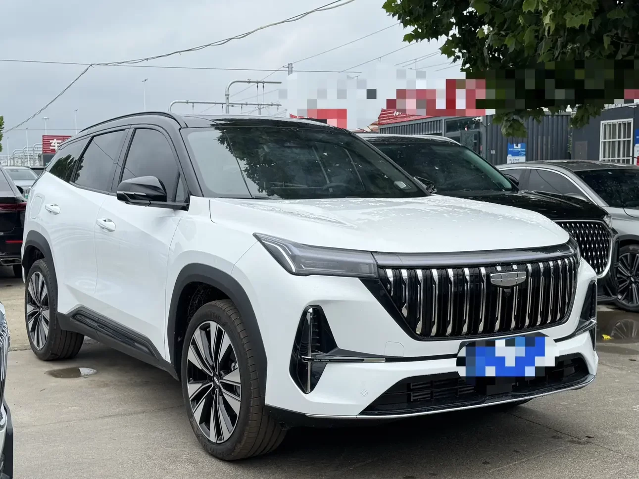 Geely Atlas L