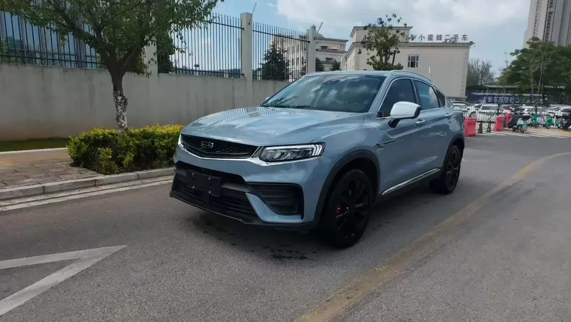 Geely Xingyue S  из Китая