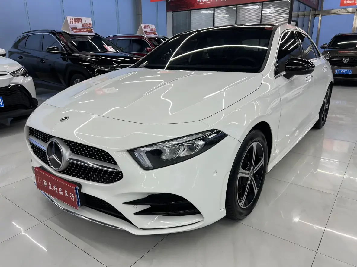 Mercedes-Benz A Class  из Китая