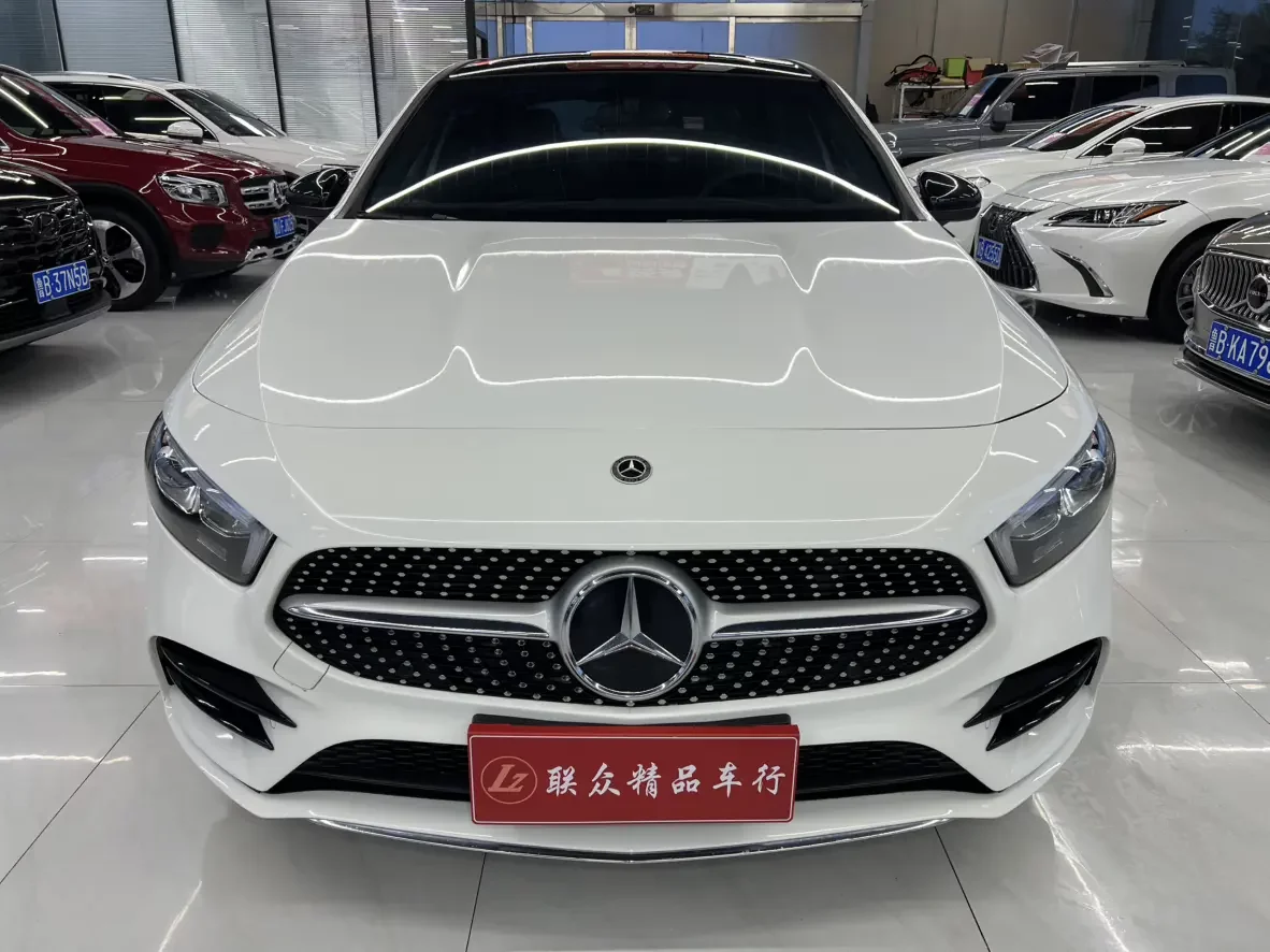 Mercedes-Benz A Class  из Китая