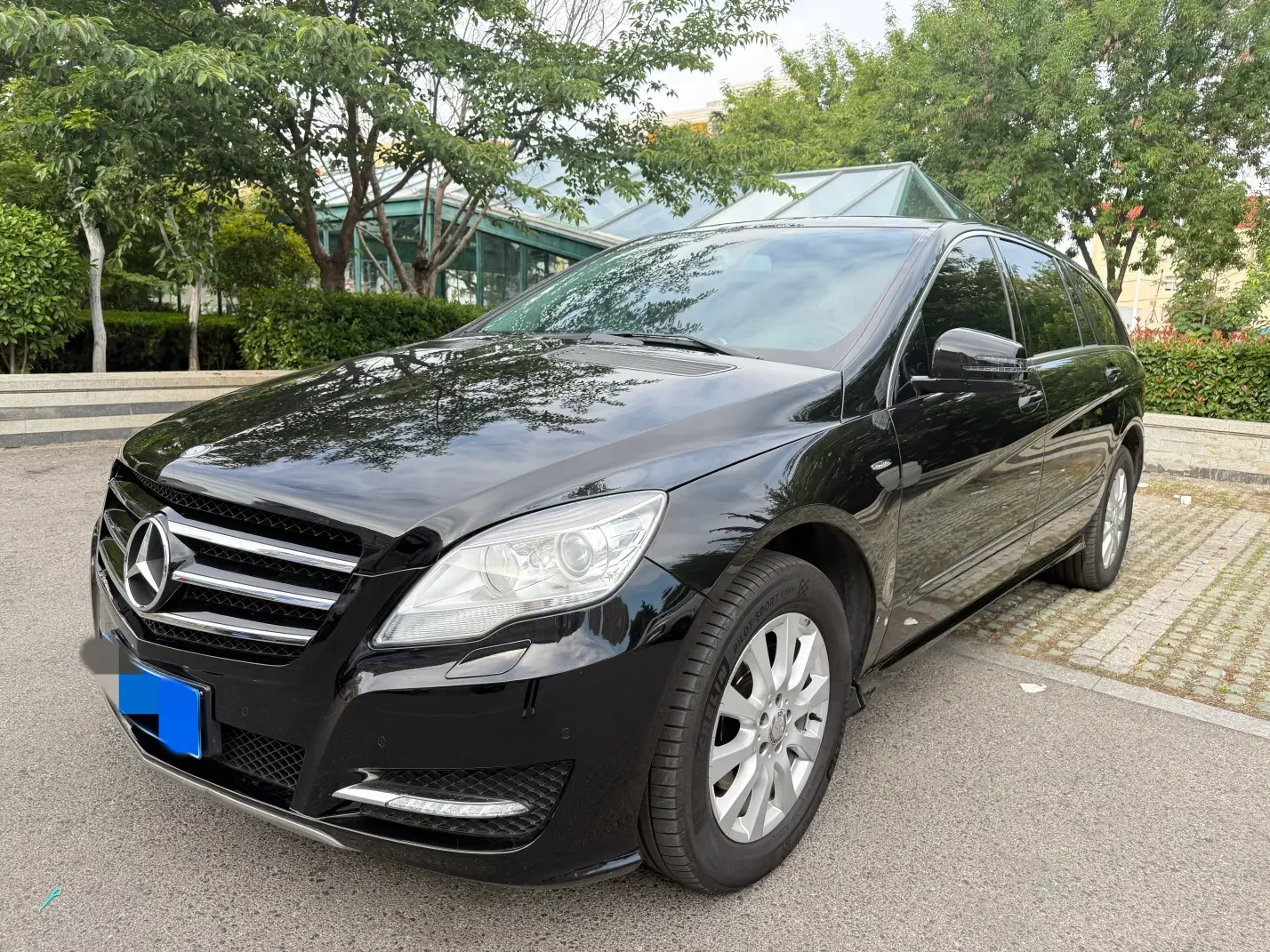 Mercedes-Benz R-Class