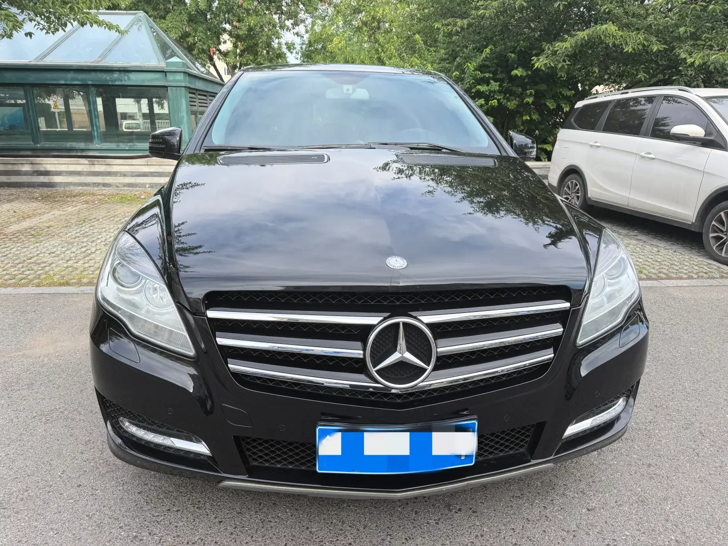Mercedes-Benz R-Class