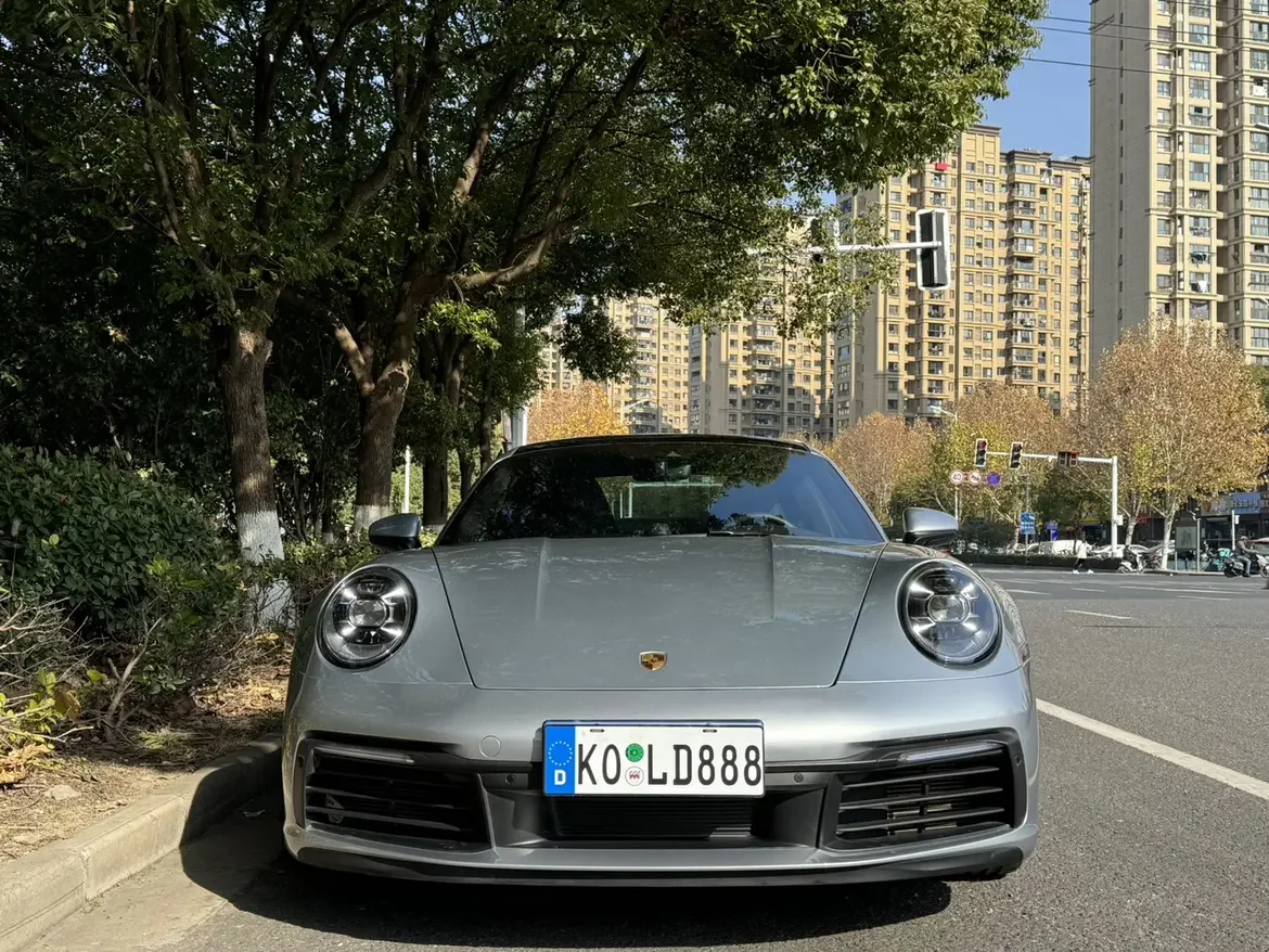 Porsche 911