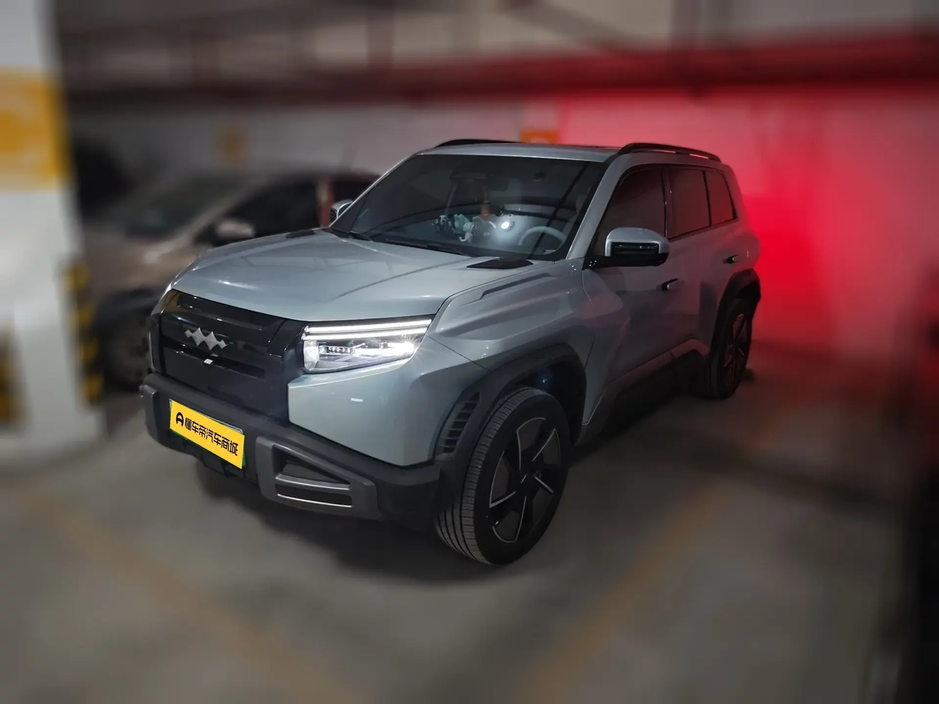 BYD Leopard Titanium 3