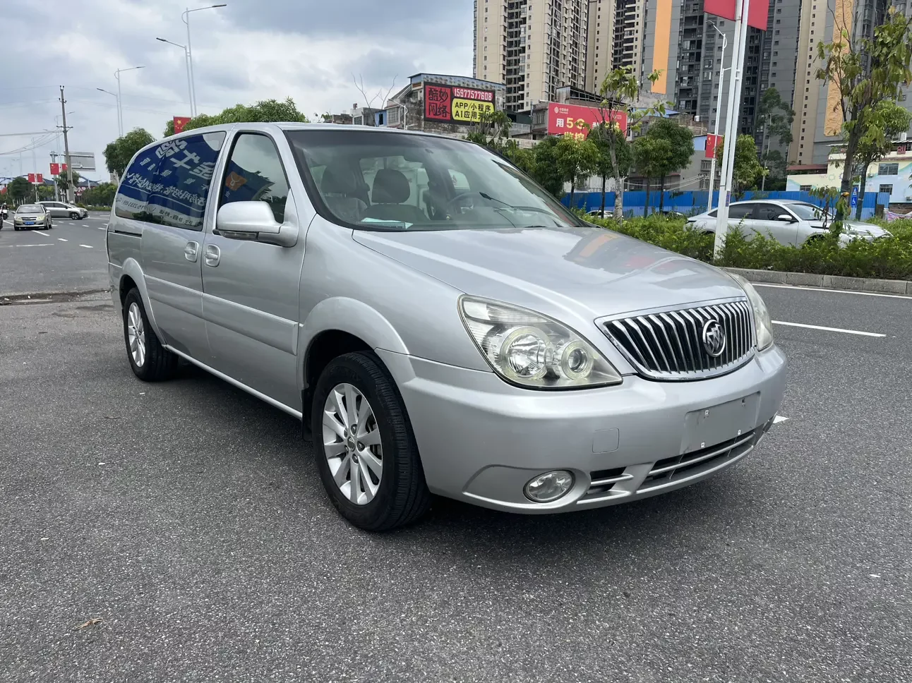 Buick GL8