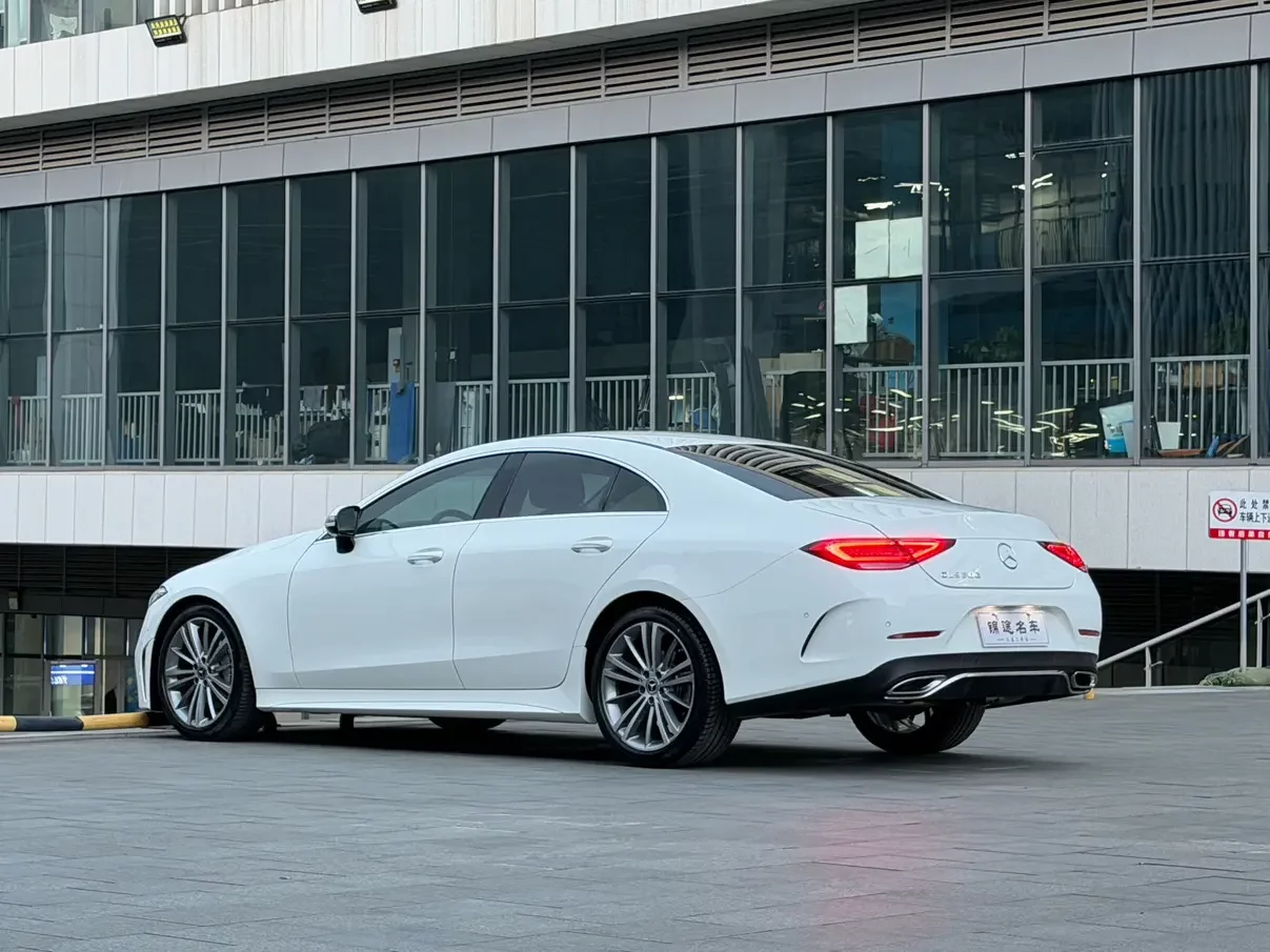 Mercedes-Benz CLS