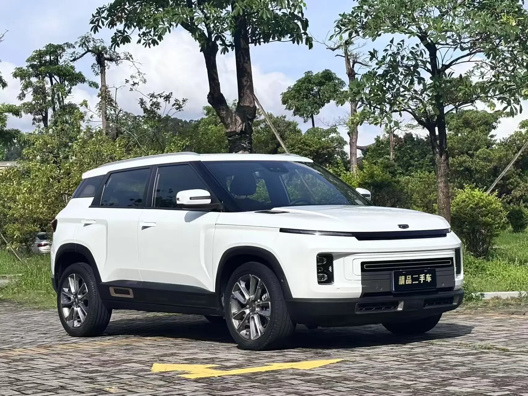 Geely ICON
