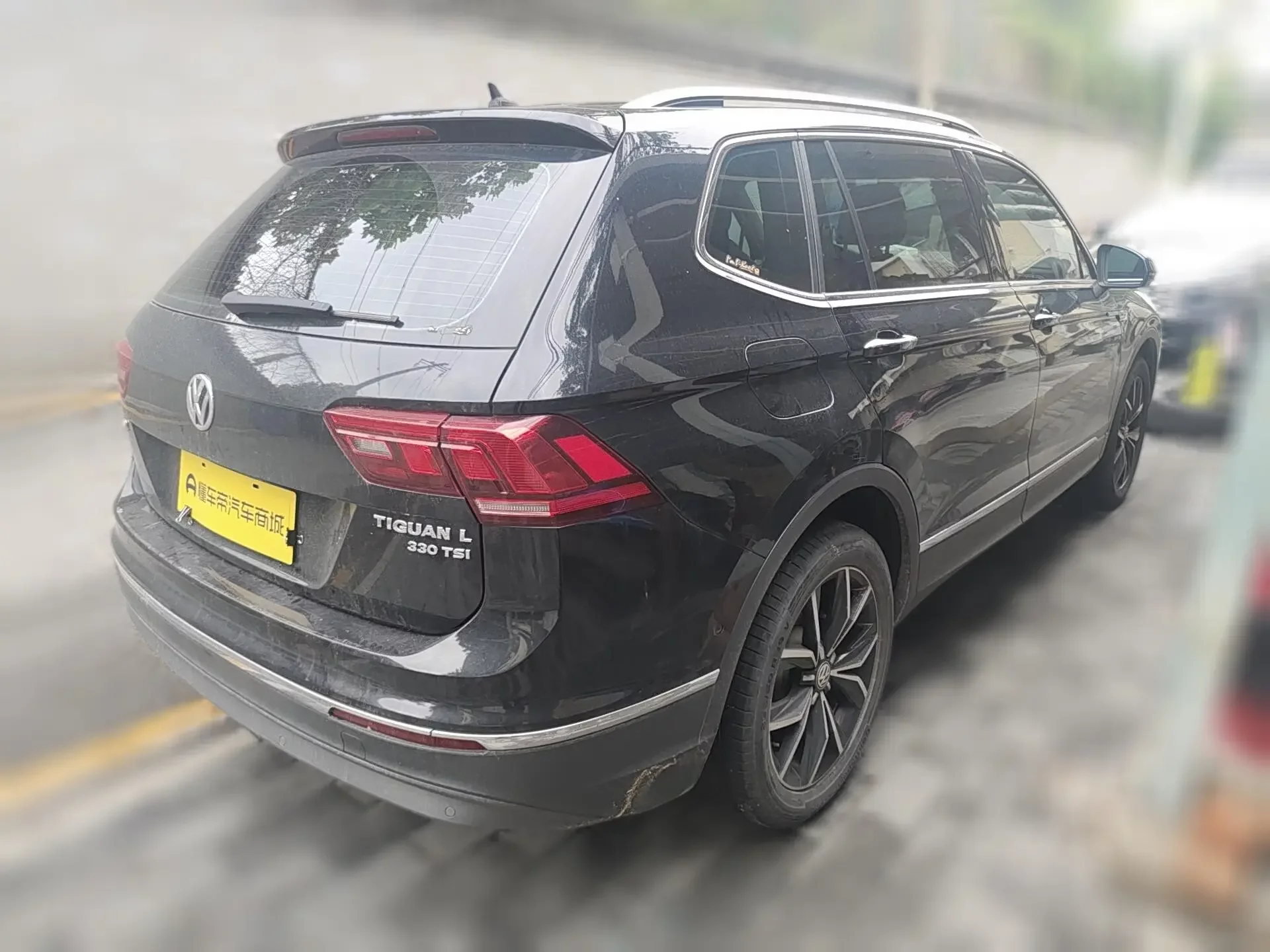 Volkswagen Tiguan L