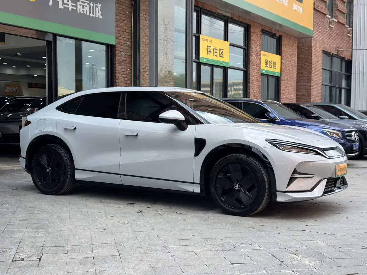 BYD Song L EV