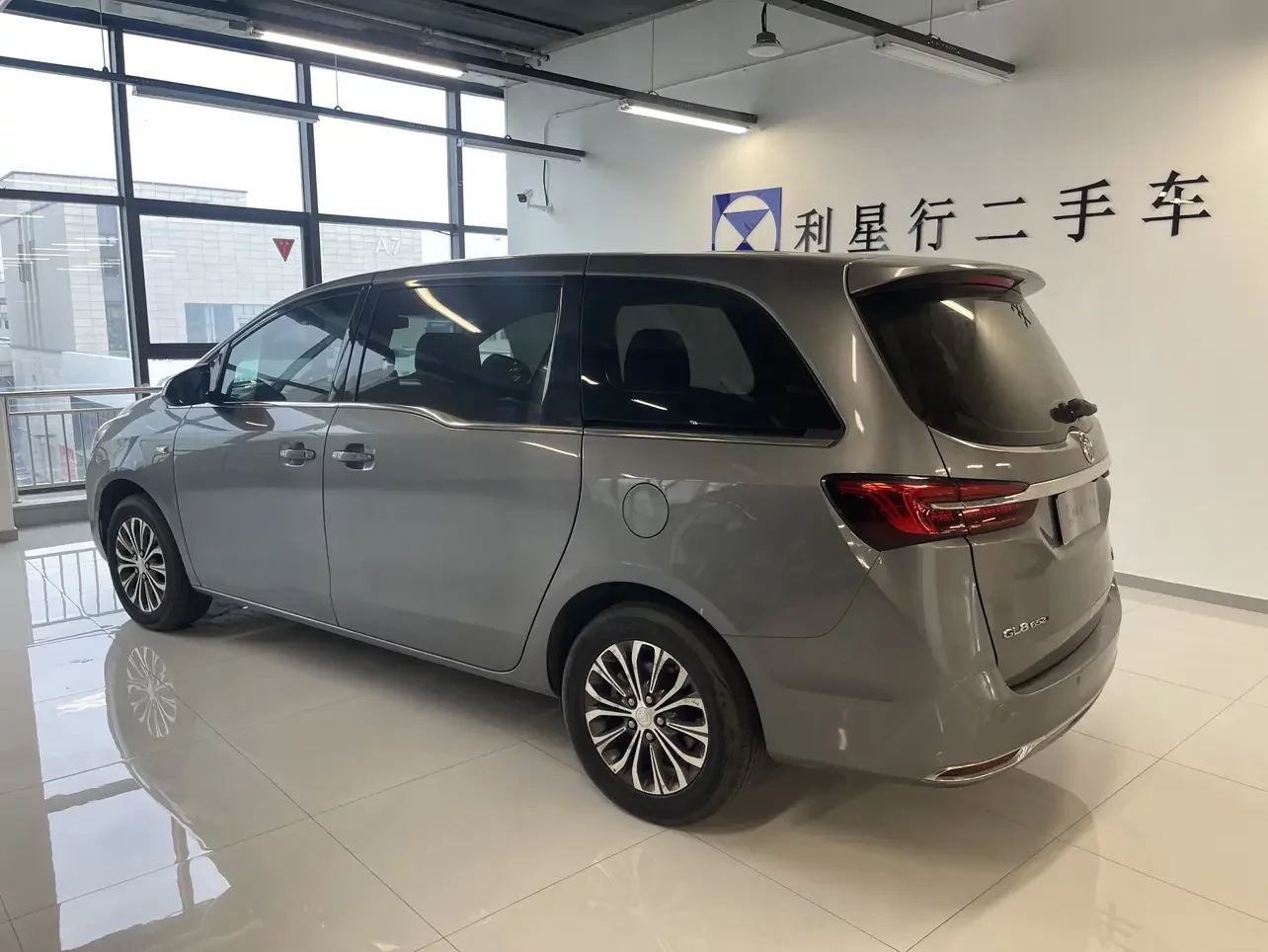 Buick GL8