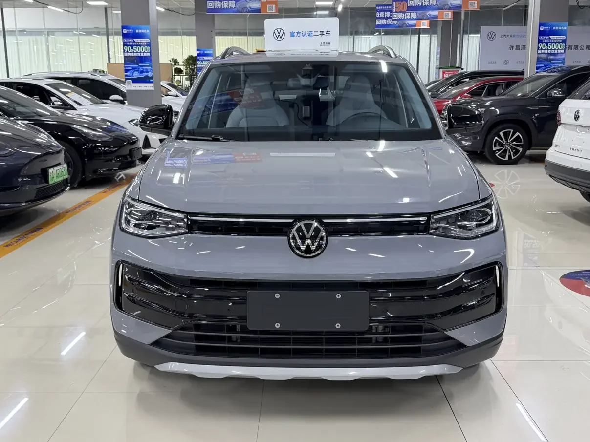Volkswagen Tharu
