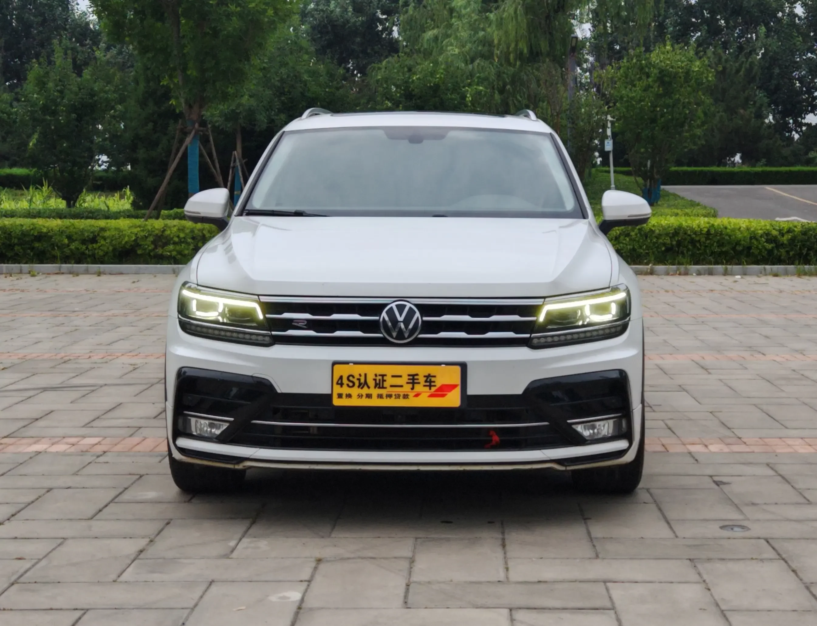 Volkswagen Tiguan L