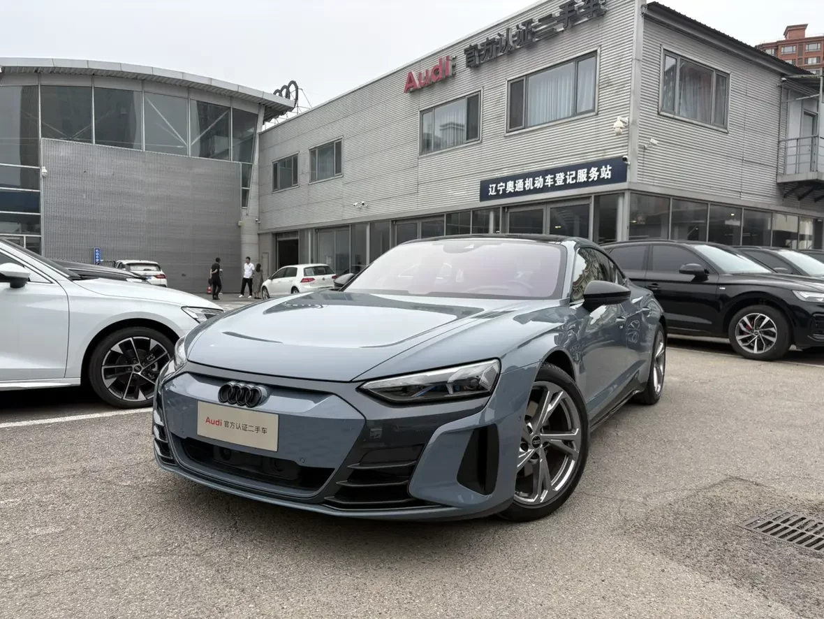 Audi e-tron GT