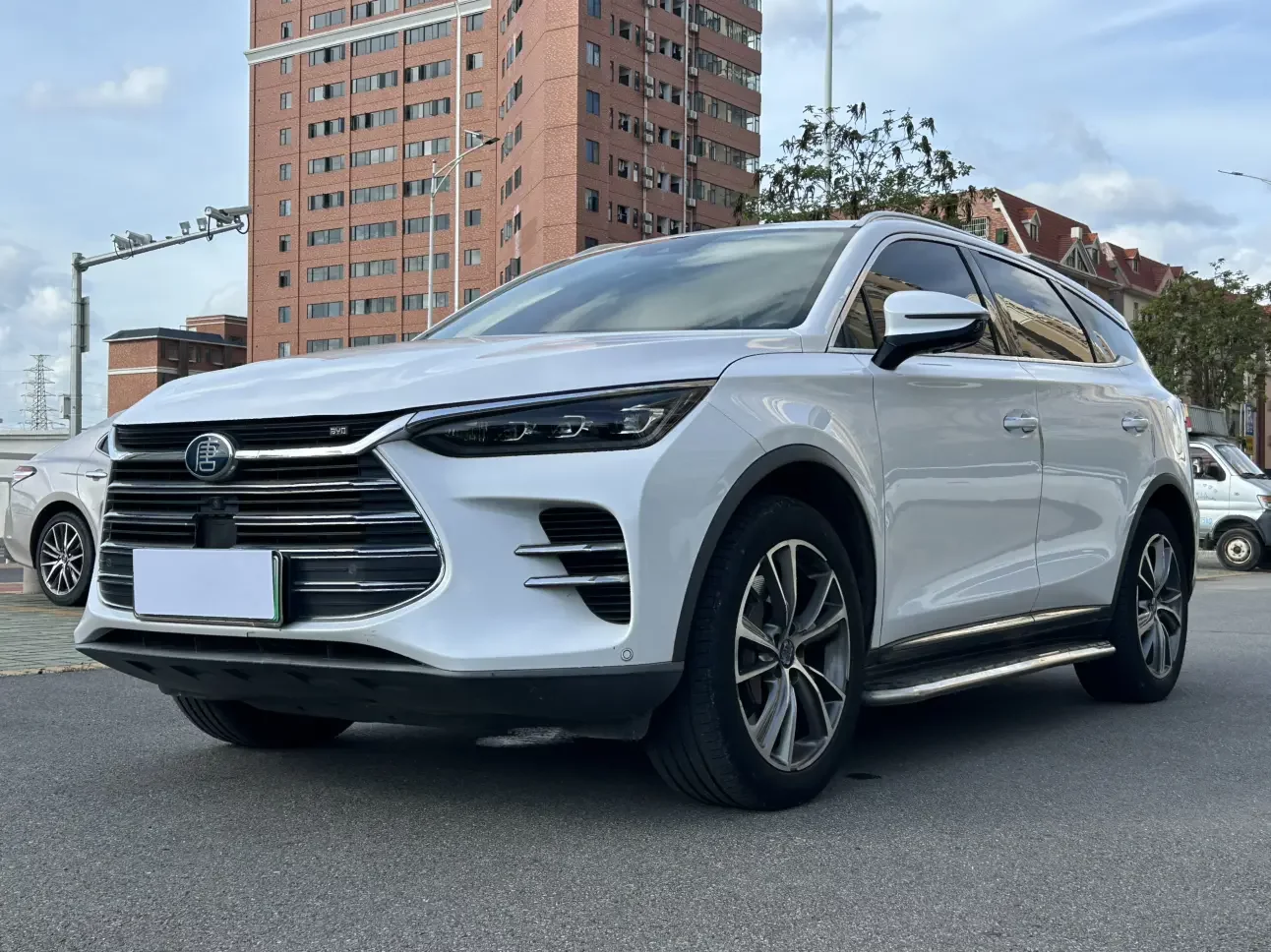 BYD Tang DM