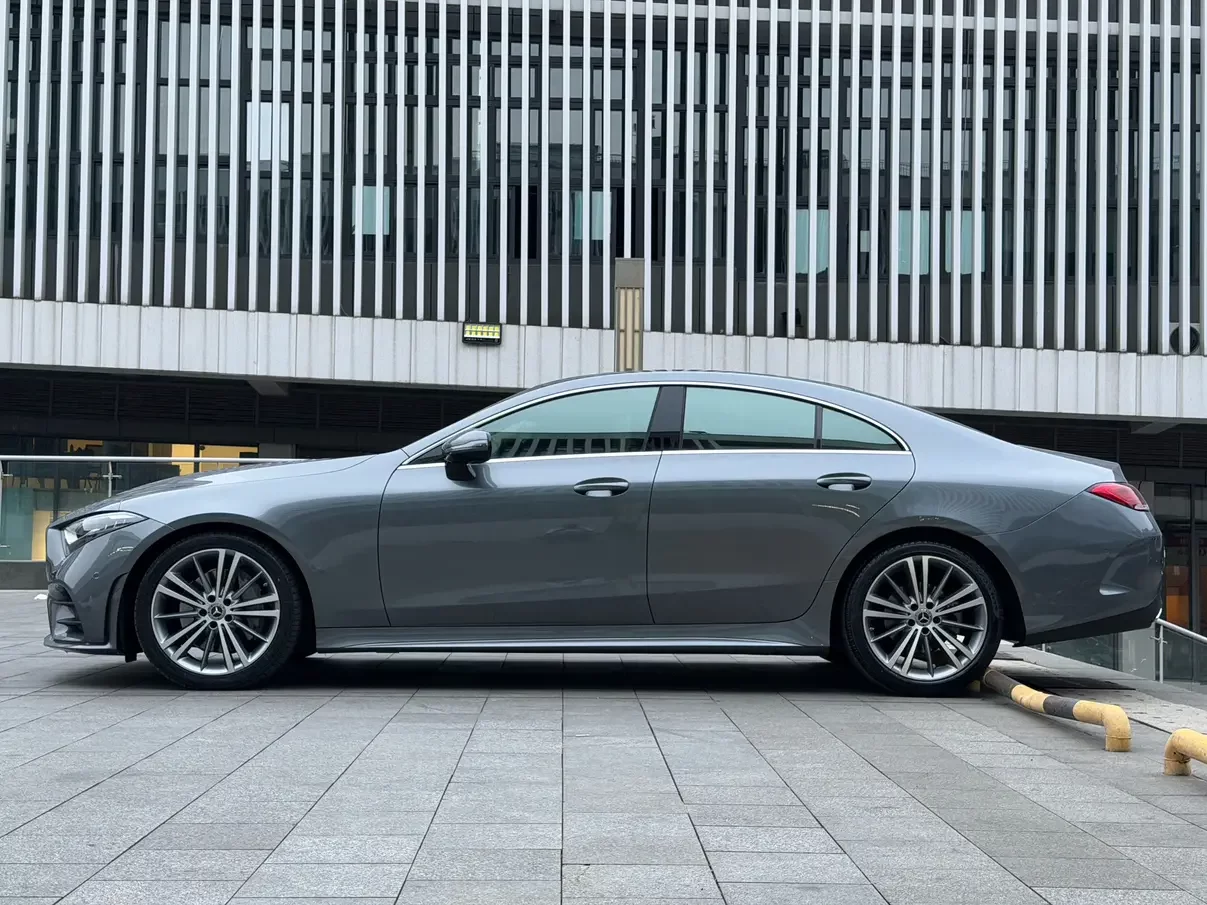 Mercedes-Benz CLS