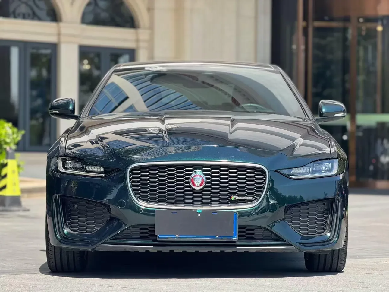 Jaguar XEL