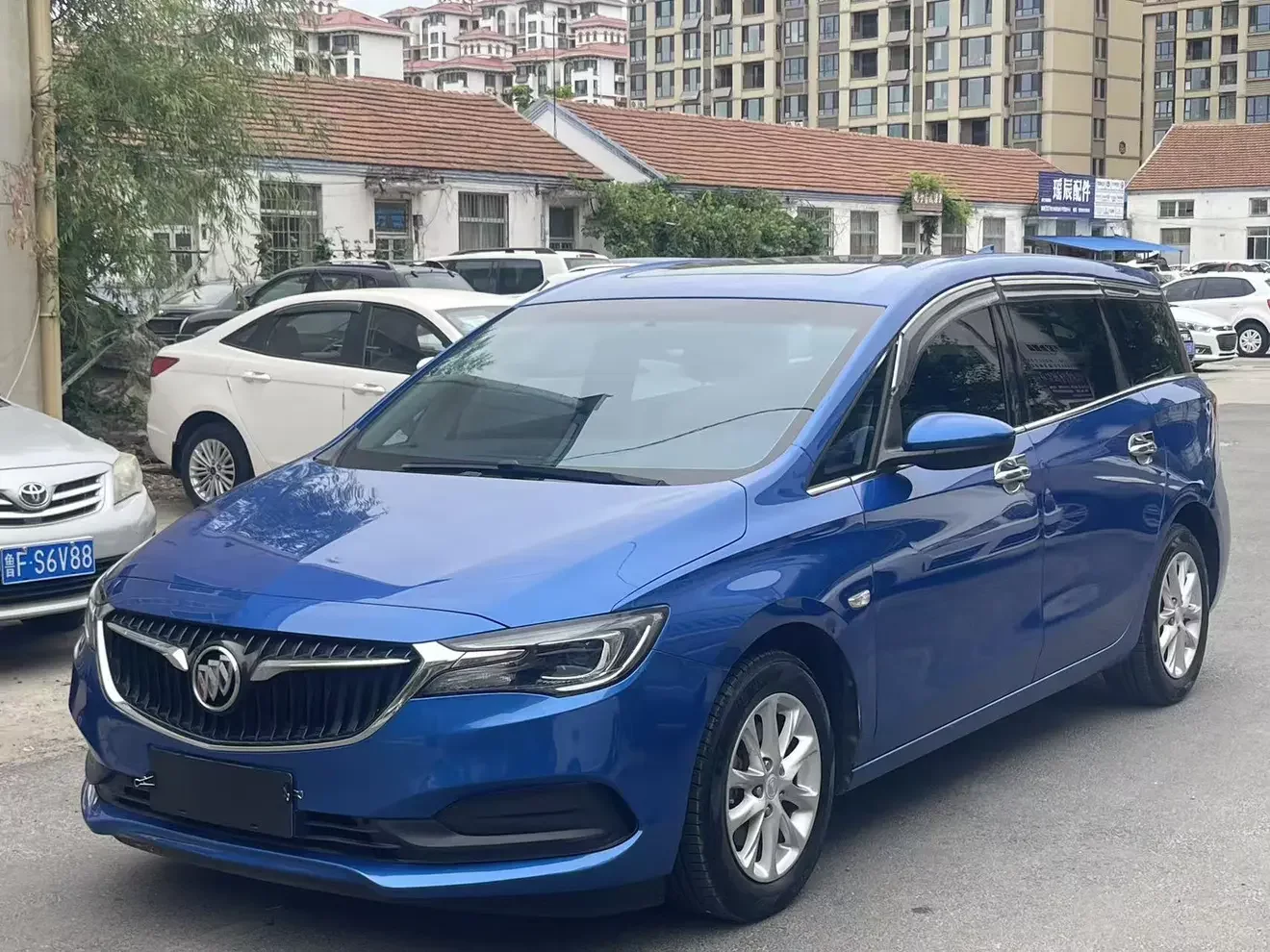 Buick GL6