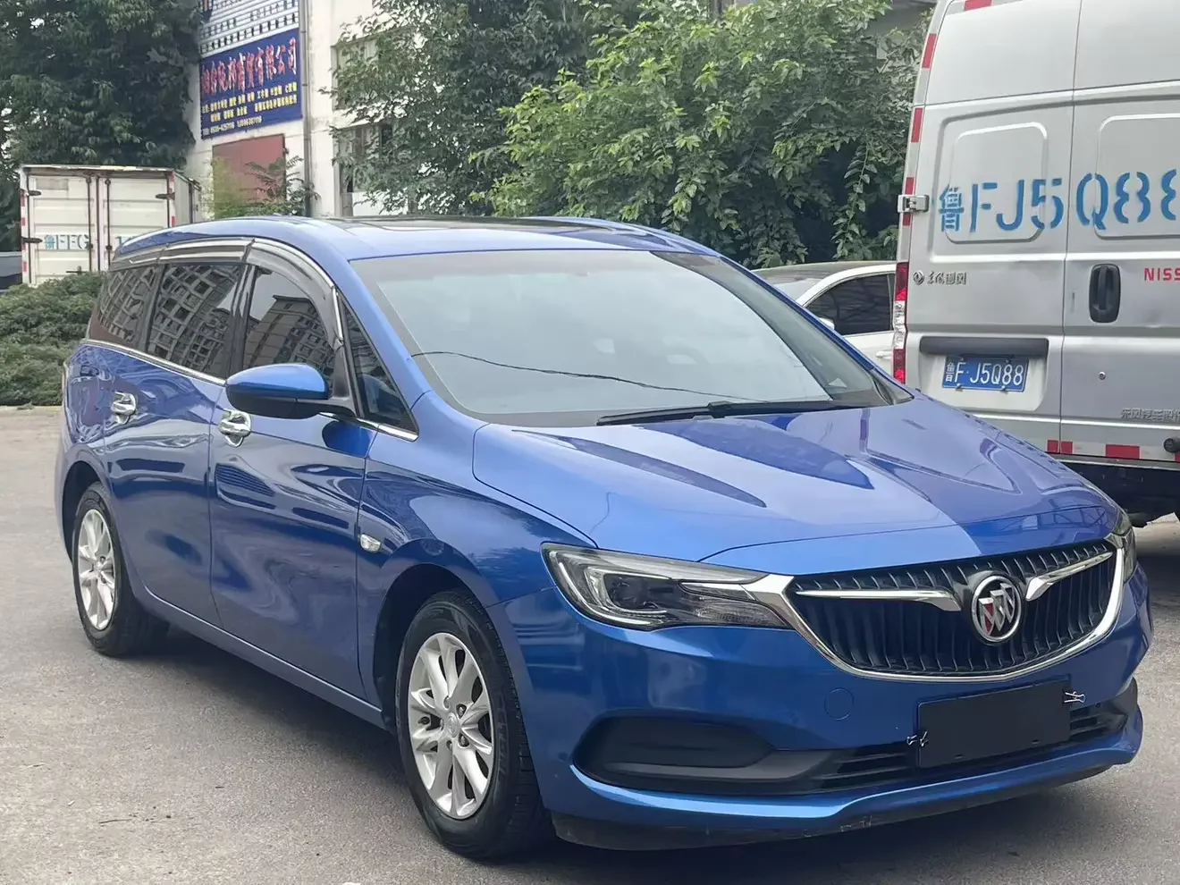 Buick GL6