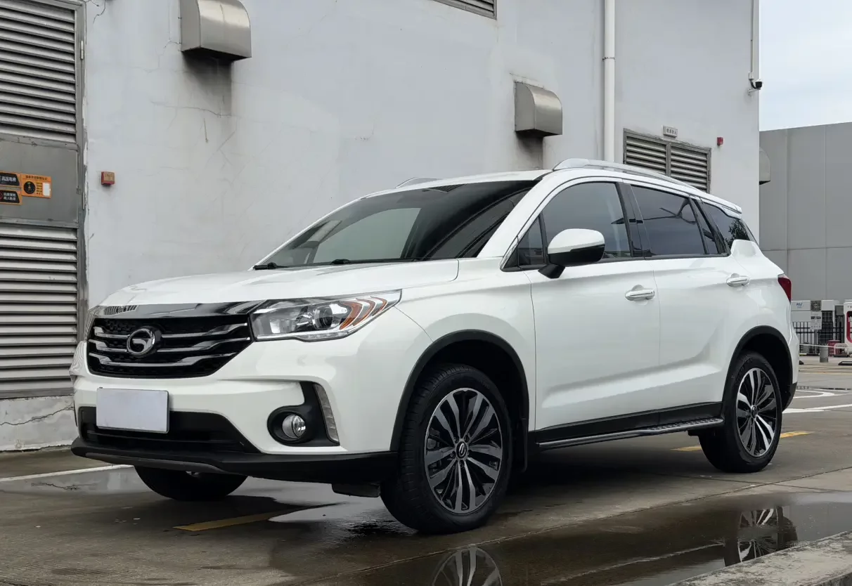 GAC Trumpchi GS4  из Китая
