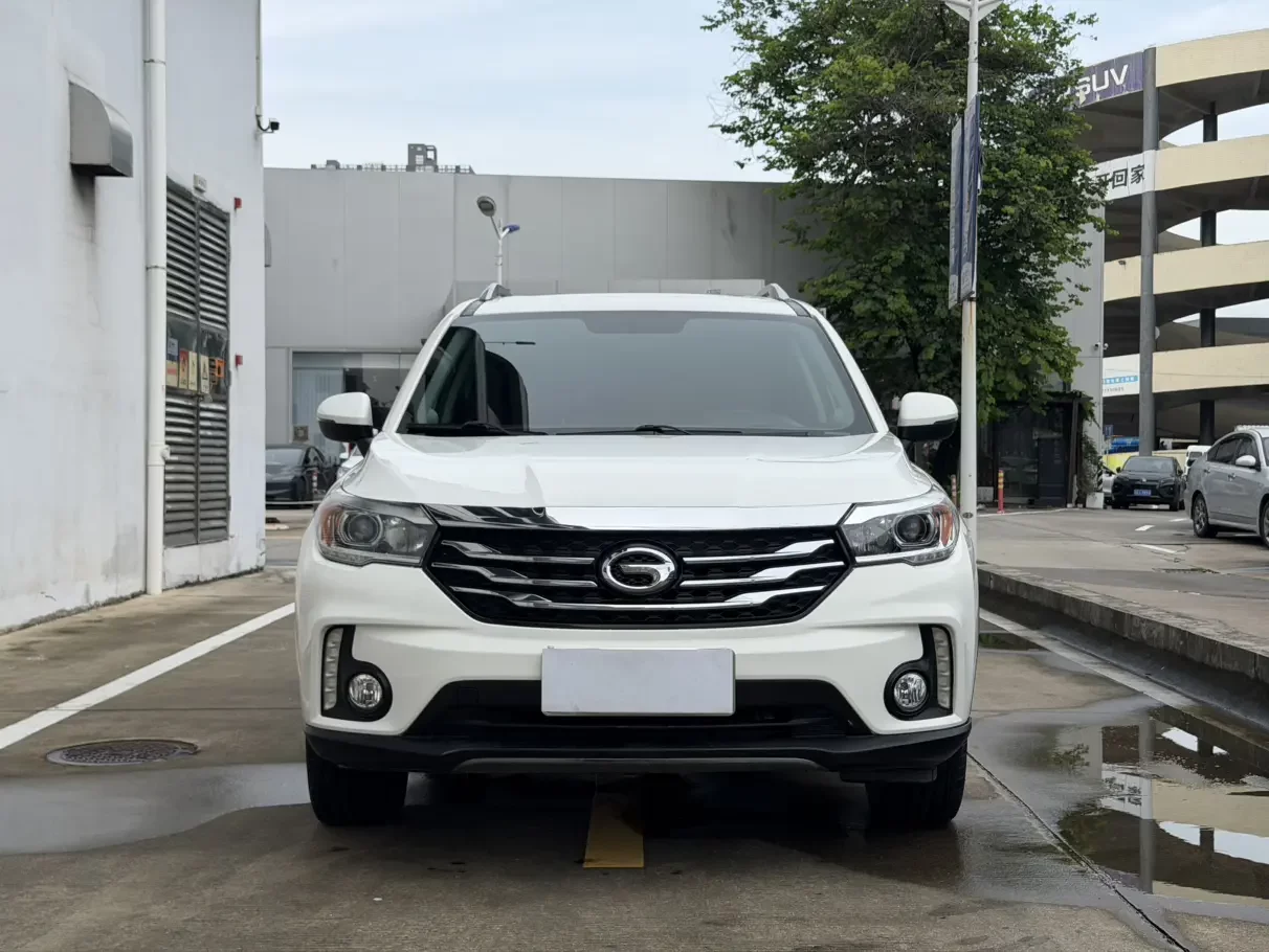 GAC Trumpchi GS4  из Китая