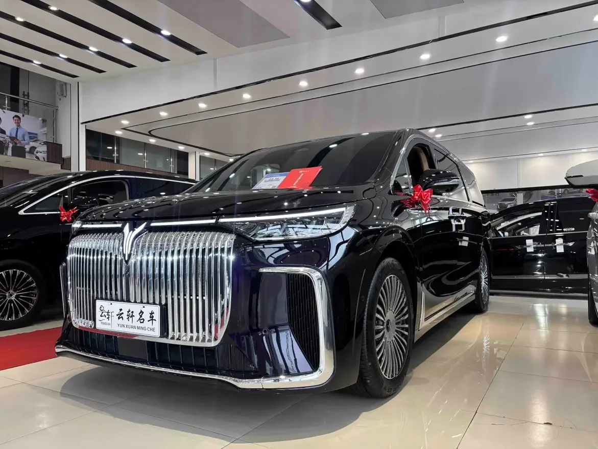 Voyah Lantu Dreamer PHEV  из Китая