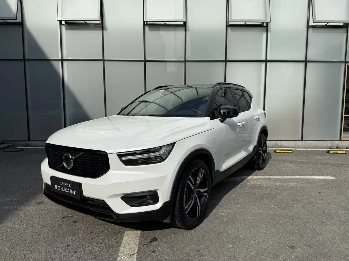Volvo XC40