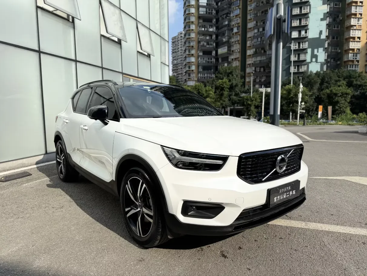Volvo XC40
