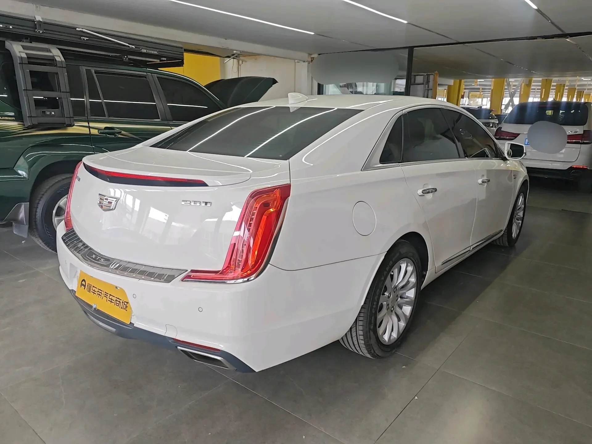 Cadillac XTS