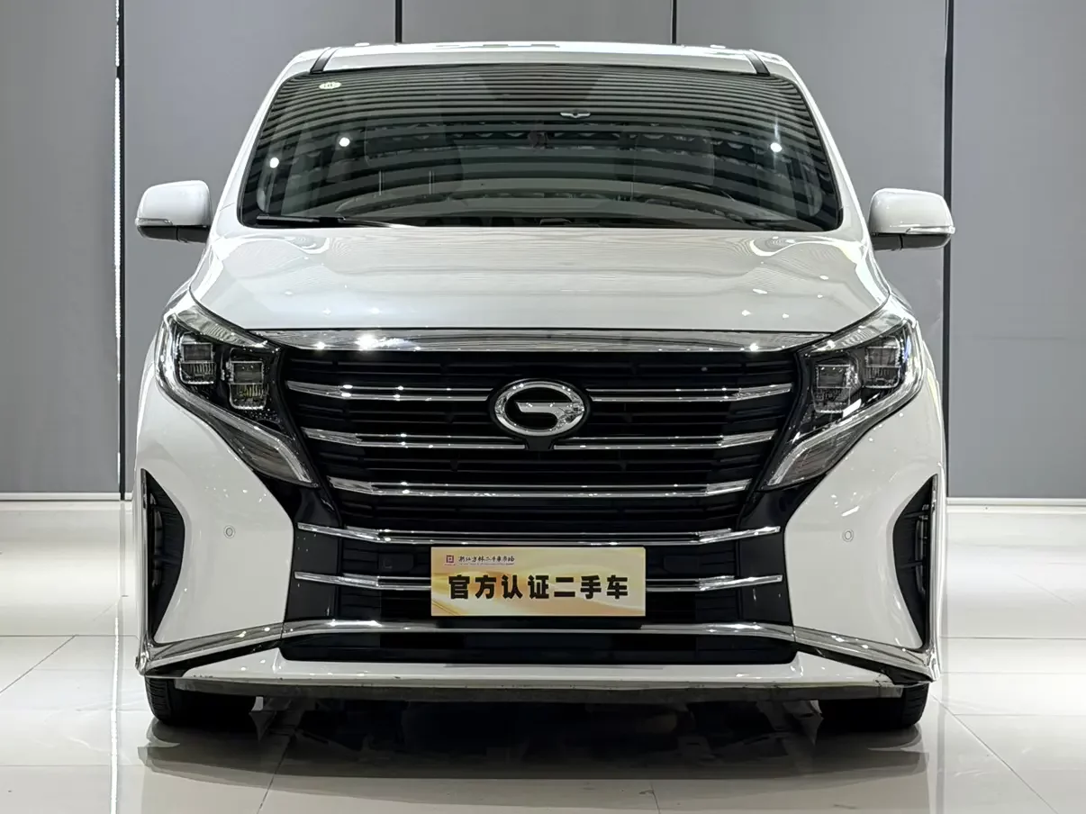 GAC Trumpchi M8  из Китая