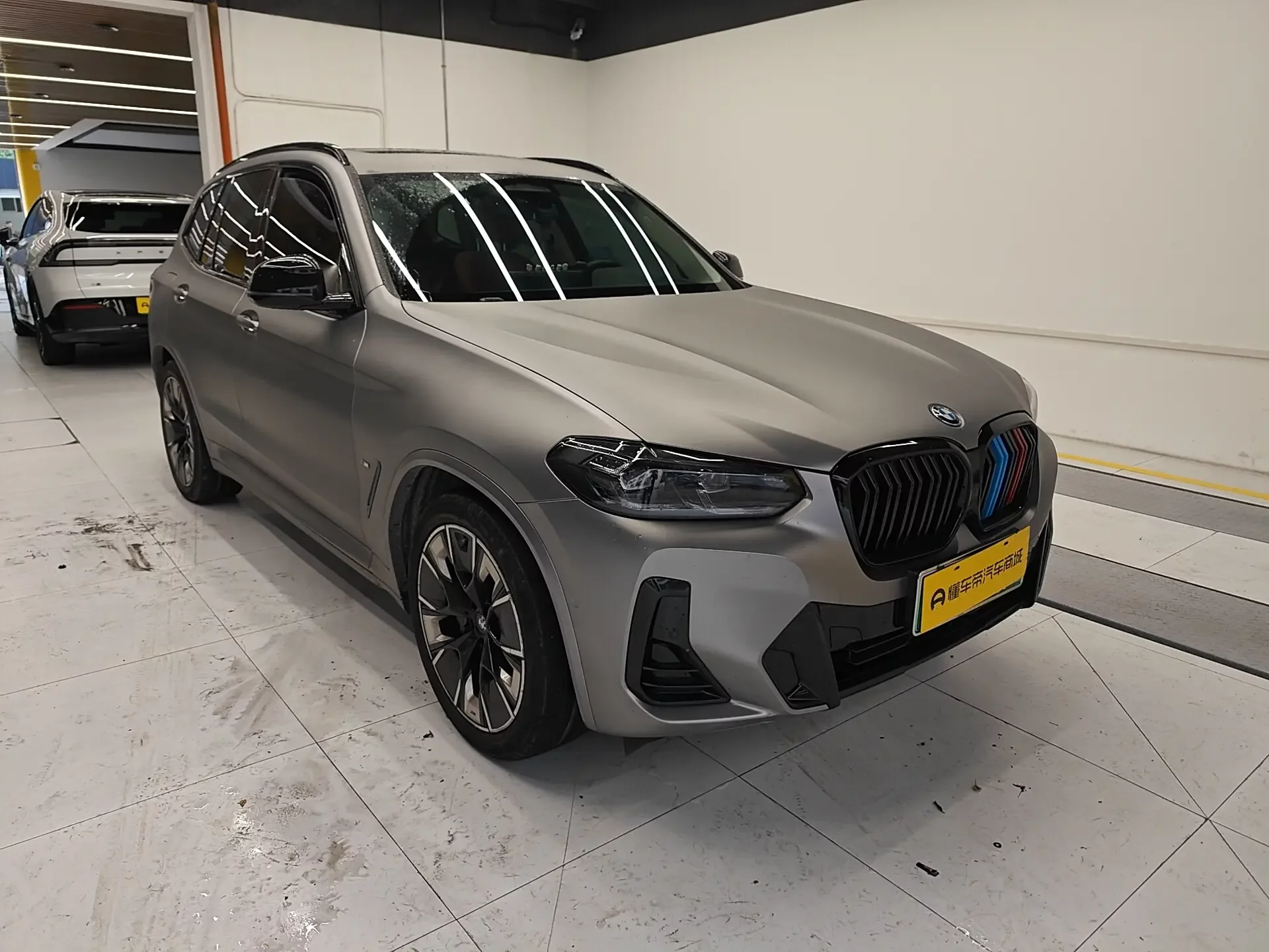 BMW iX3