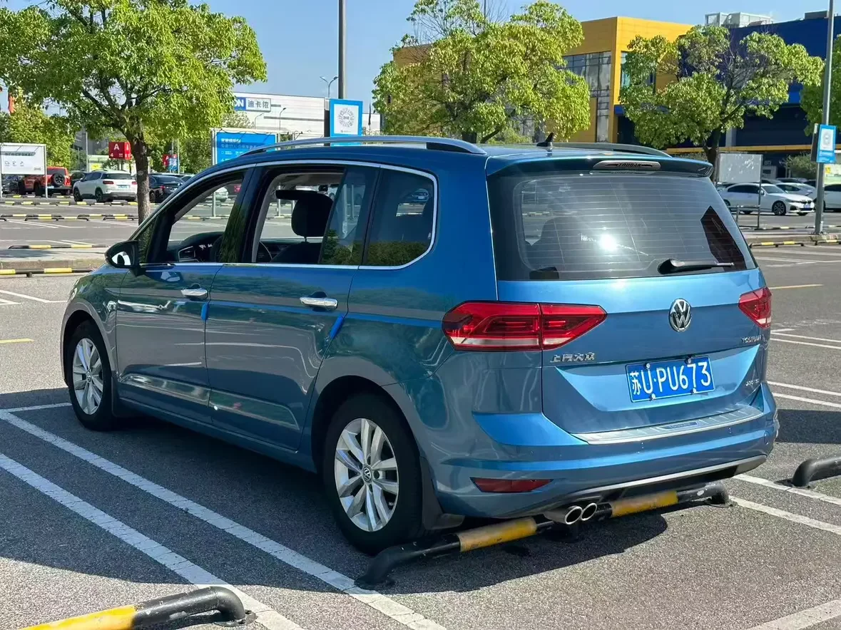 Volkswagen Touran L